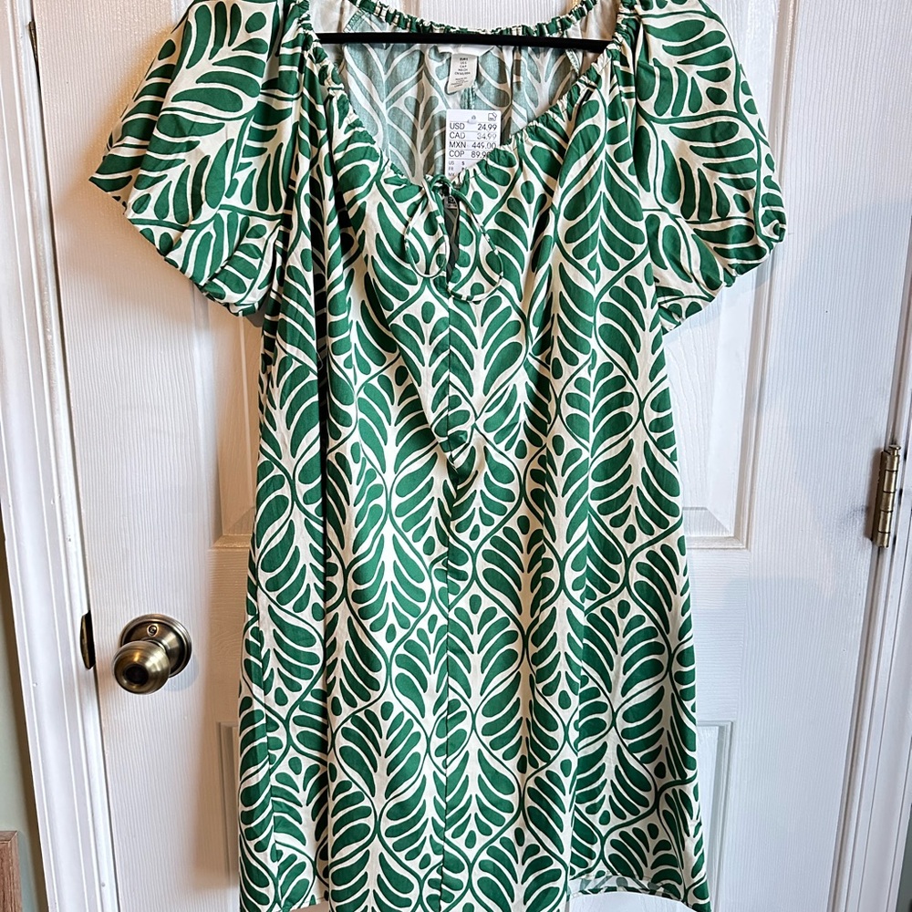 H&M Green Leaf Print Midi Dress